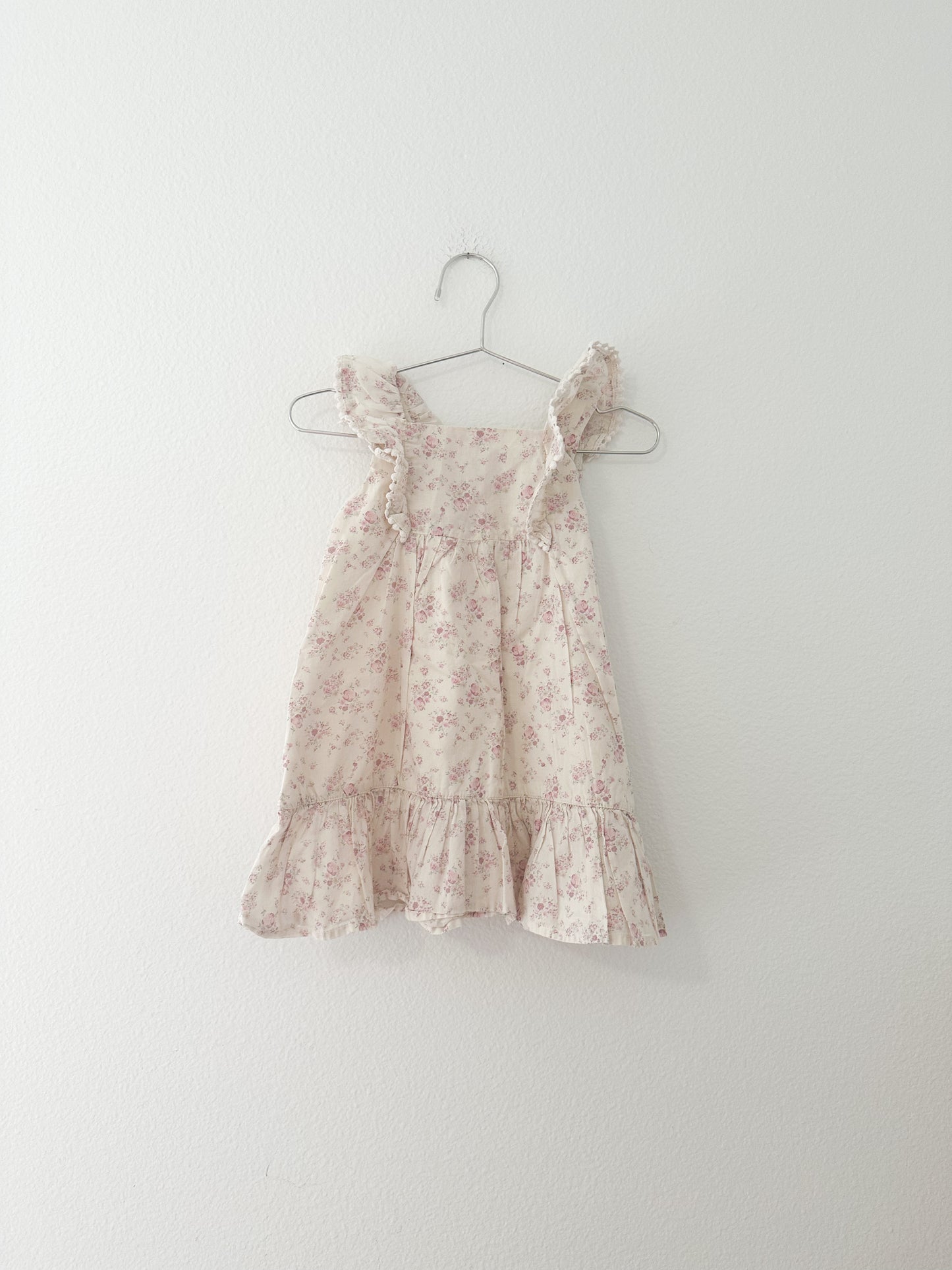 Jamie Kay floral dress|| 2T