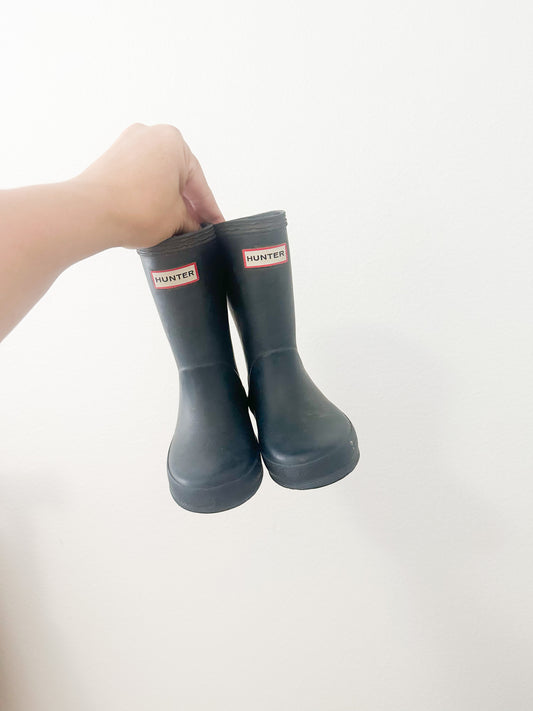 Dark blue Hunter (size 7 bottom)