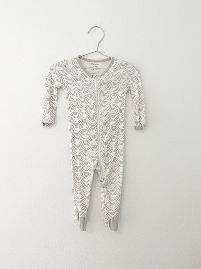 Silkberry baby bamboo footie|| wobbly wave print (3/6)