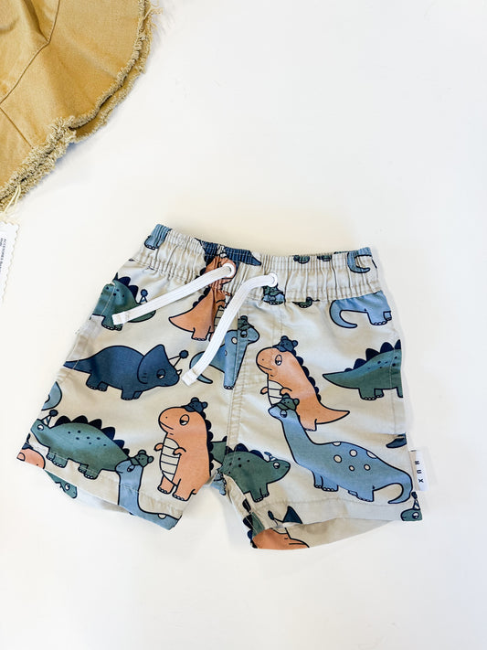 Huxbaby Dino swim trunks || 12/18