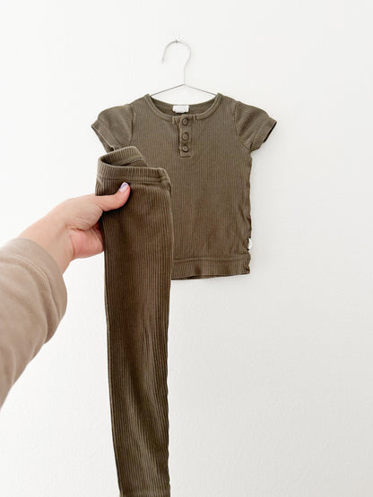 Jamie Kay olive green ribbed set || 2T