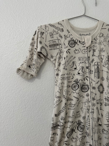 Goumi holiday pjs (3/6)