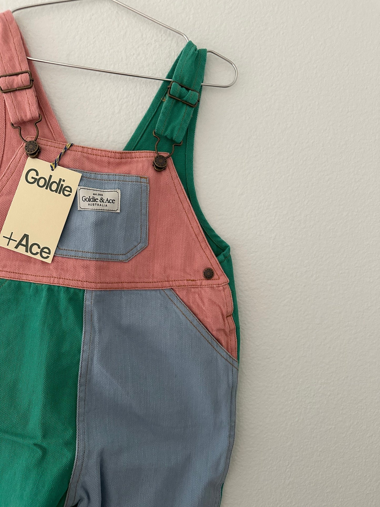 Goldie + Ace Burton colorblock overalls || 3T
