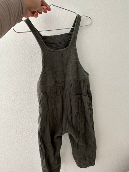 Rylee + Cru muslin overalls (18/24)