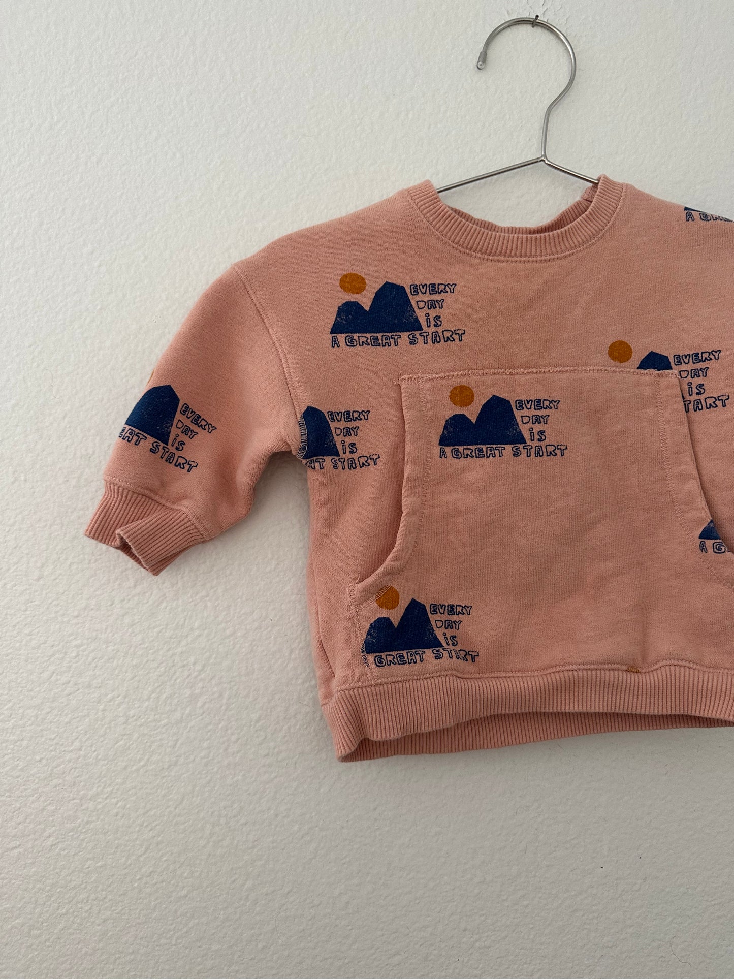 Zara sweatshirt (3/6)