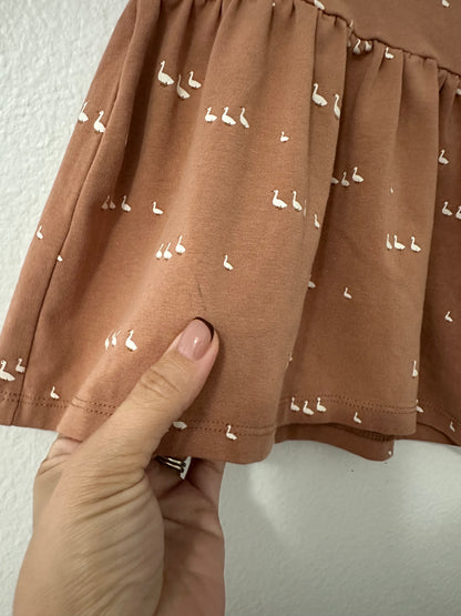 H&M adorable geese print dress in dust|| 4/6M