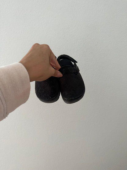 Zara black clogs (size 6)