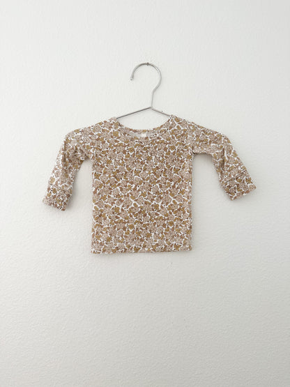 Quincy Mae floral top (0/3)