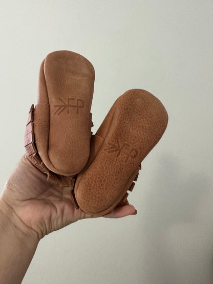 Freshly picked Zion moccasin baby shoe || size 5