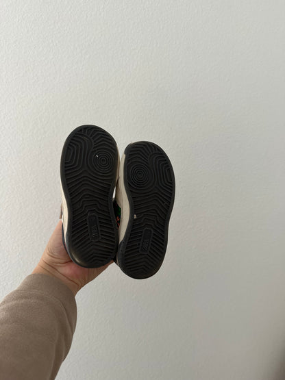 Zara Mickey sneakers || 7.5