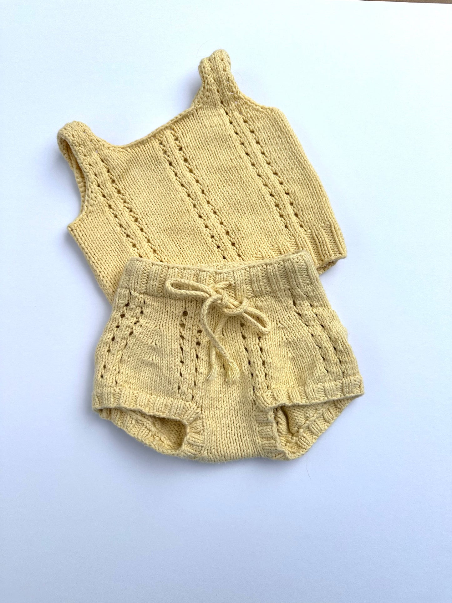 Misha an d Puff Sea Urchin set - Buttercream 6/12