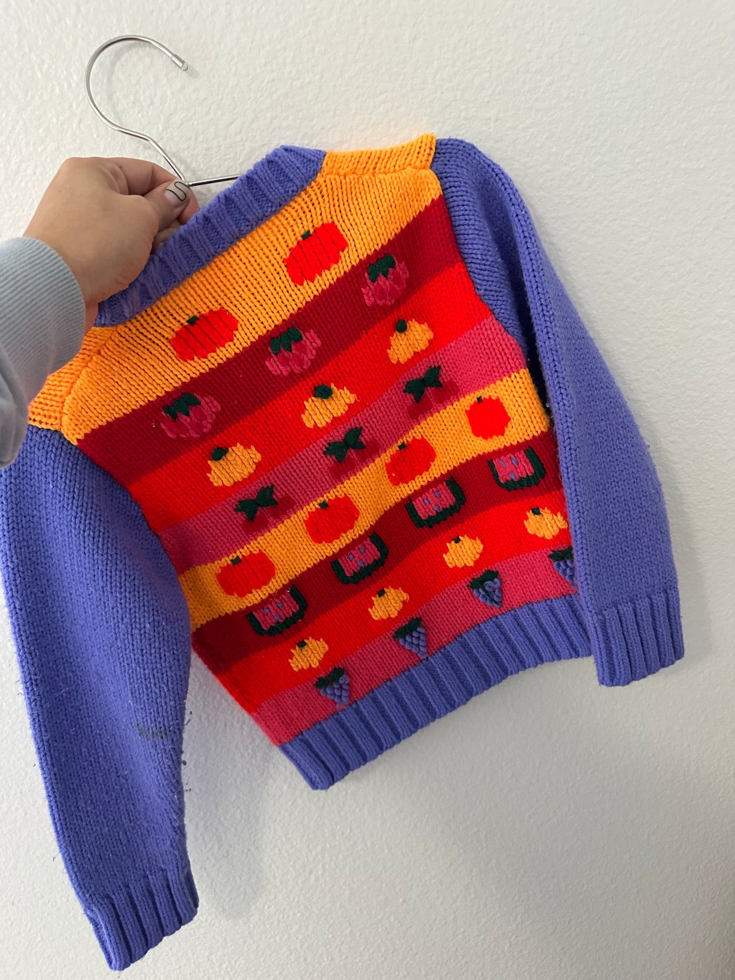 Vintage hand knitted fruit cardigan || 4Y