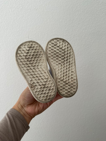 Adidas grand court velcro shoes|| 5C