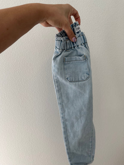 Zara high waisted mom jeans || 2/3