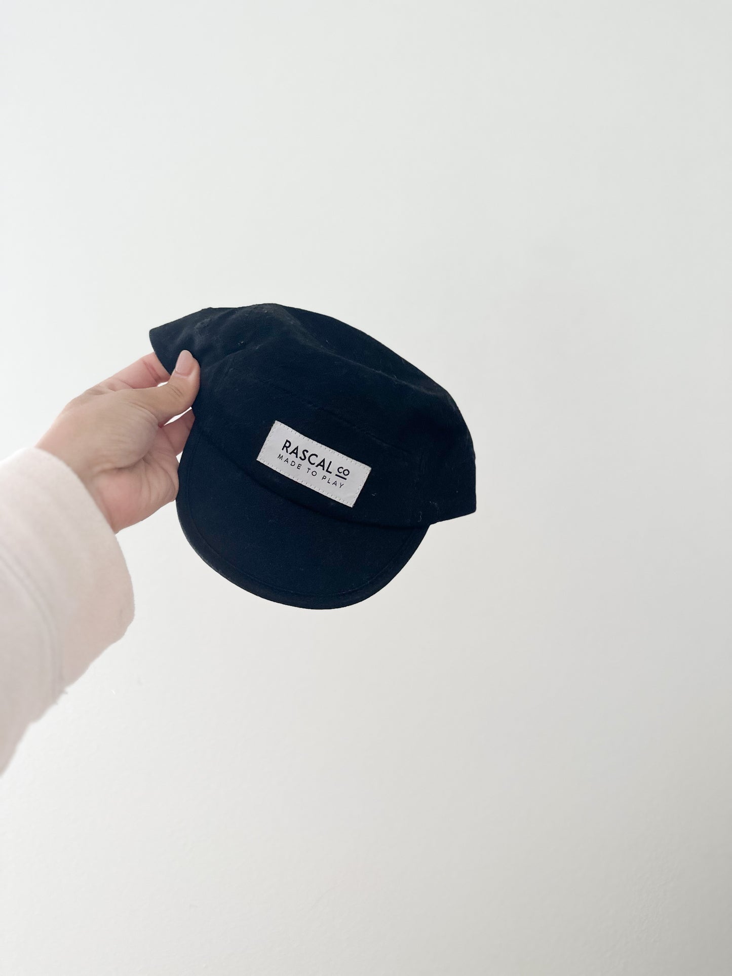 Rascal co toddler hat (2/3)
