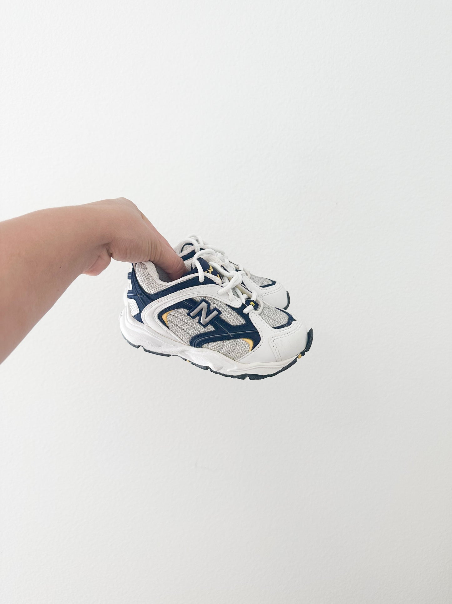 New balance chunky sneakers (size 9)