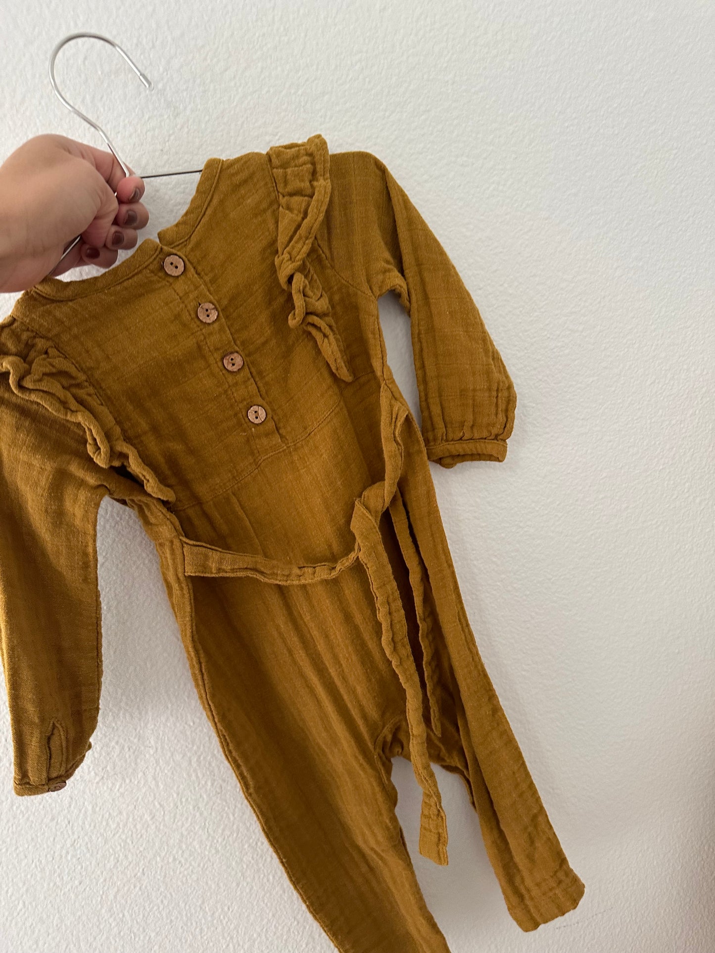 City mouse muslin jumpsuit (12/18)