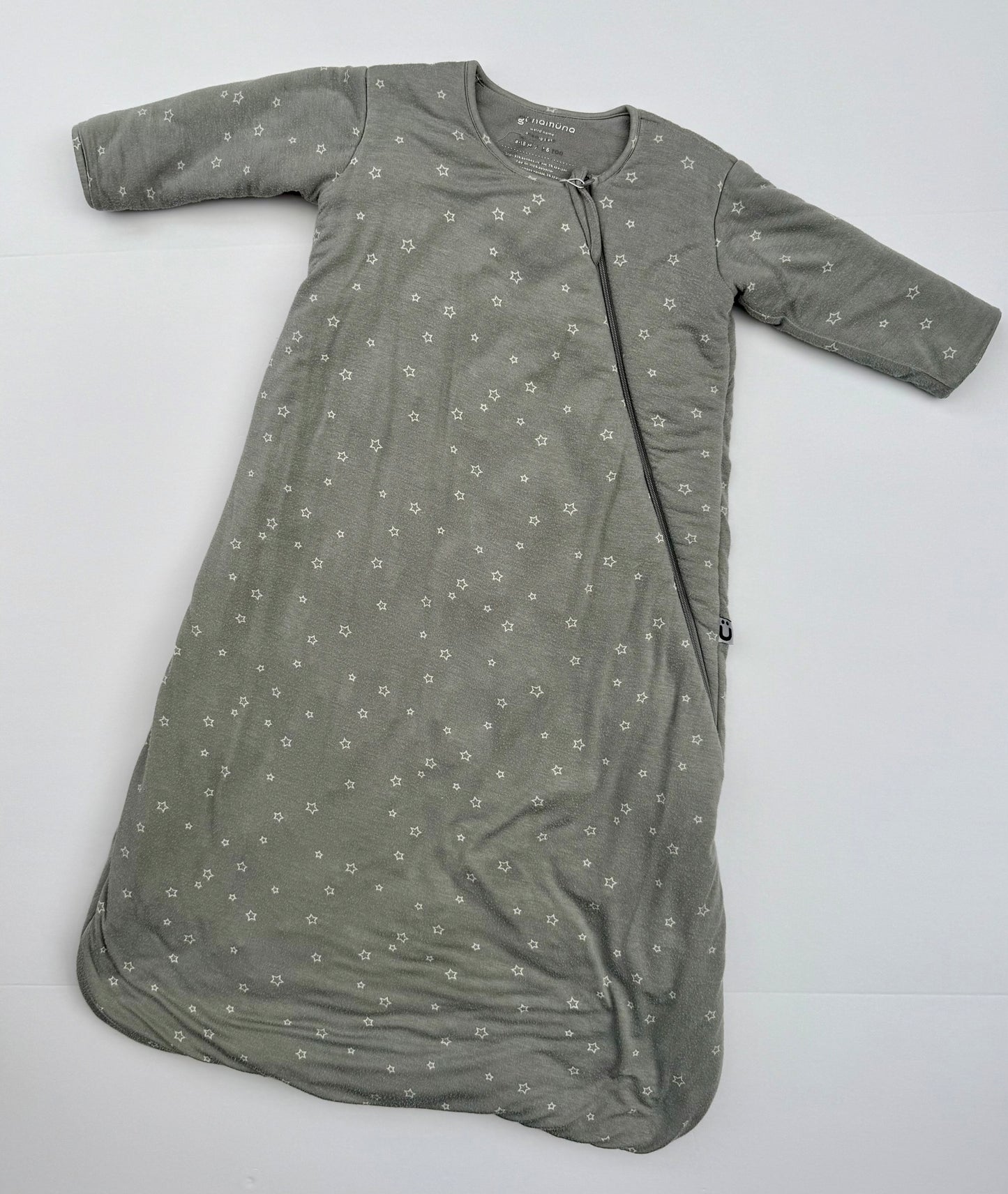 Gunamuna || grey star sleep sack || 9-18 months