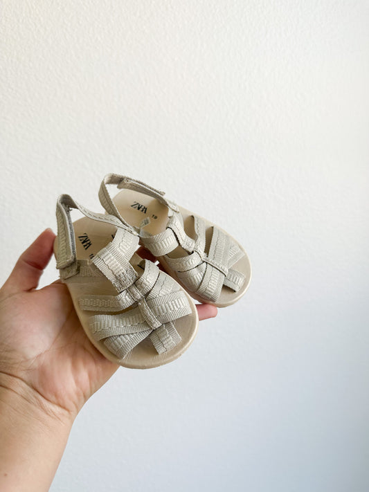 Zara sandals (size 3.5)