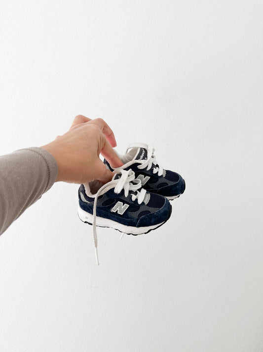 Blue new balance shoes 992|| size 4