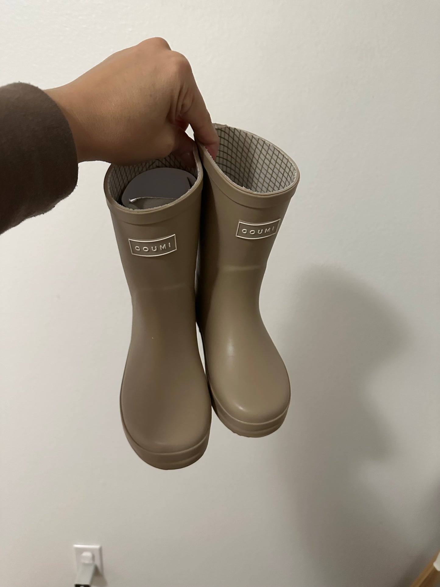 Goumi muddies rain boots || Dune (size 11)