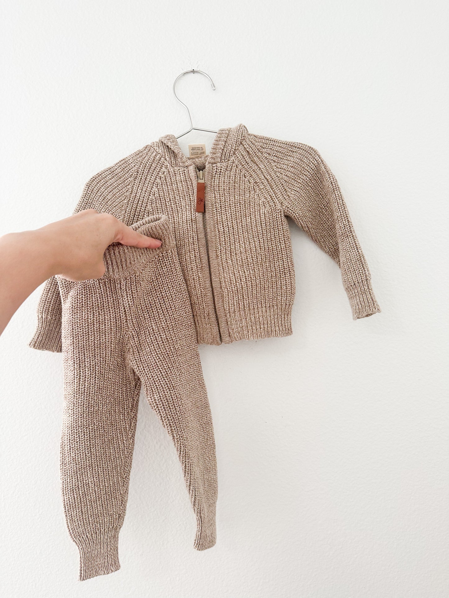 Goumi knit pecan hoodie + pants || 3/6