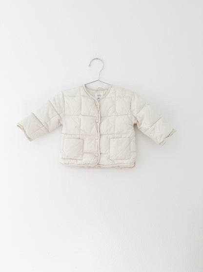 Zara cream quilted jacket || 6/9