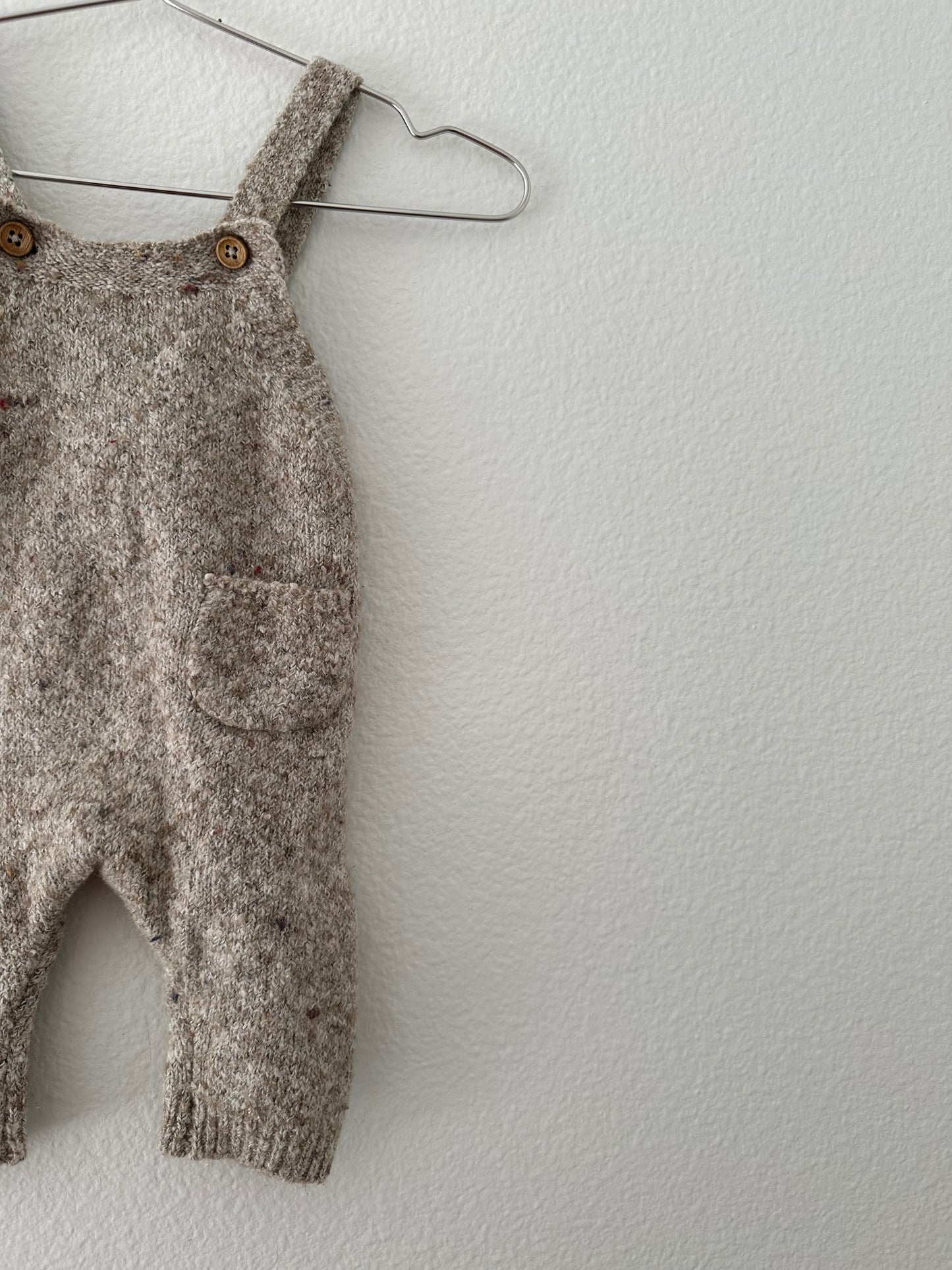 Zara grey knit overalls || 0/3