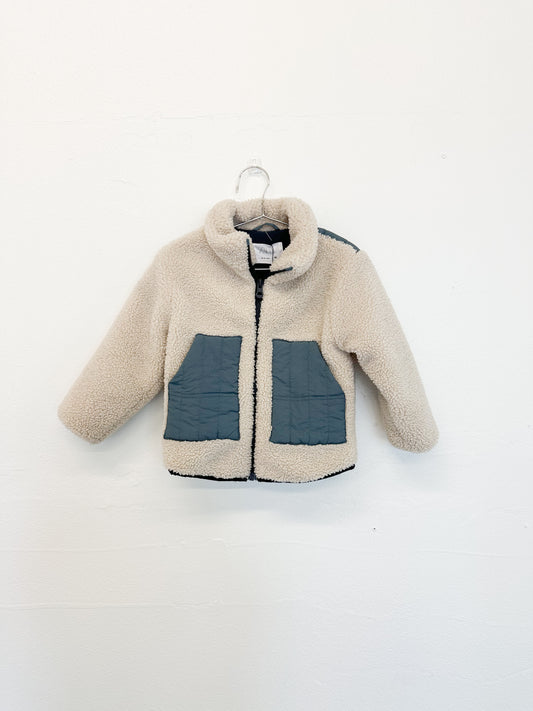 Zara Sherpa jacket || 2/3