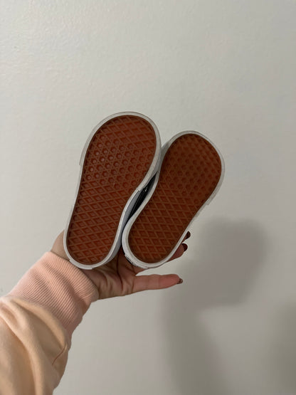Toddle Vans size 5