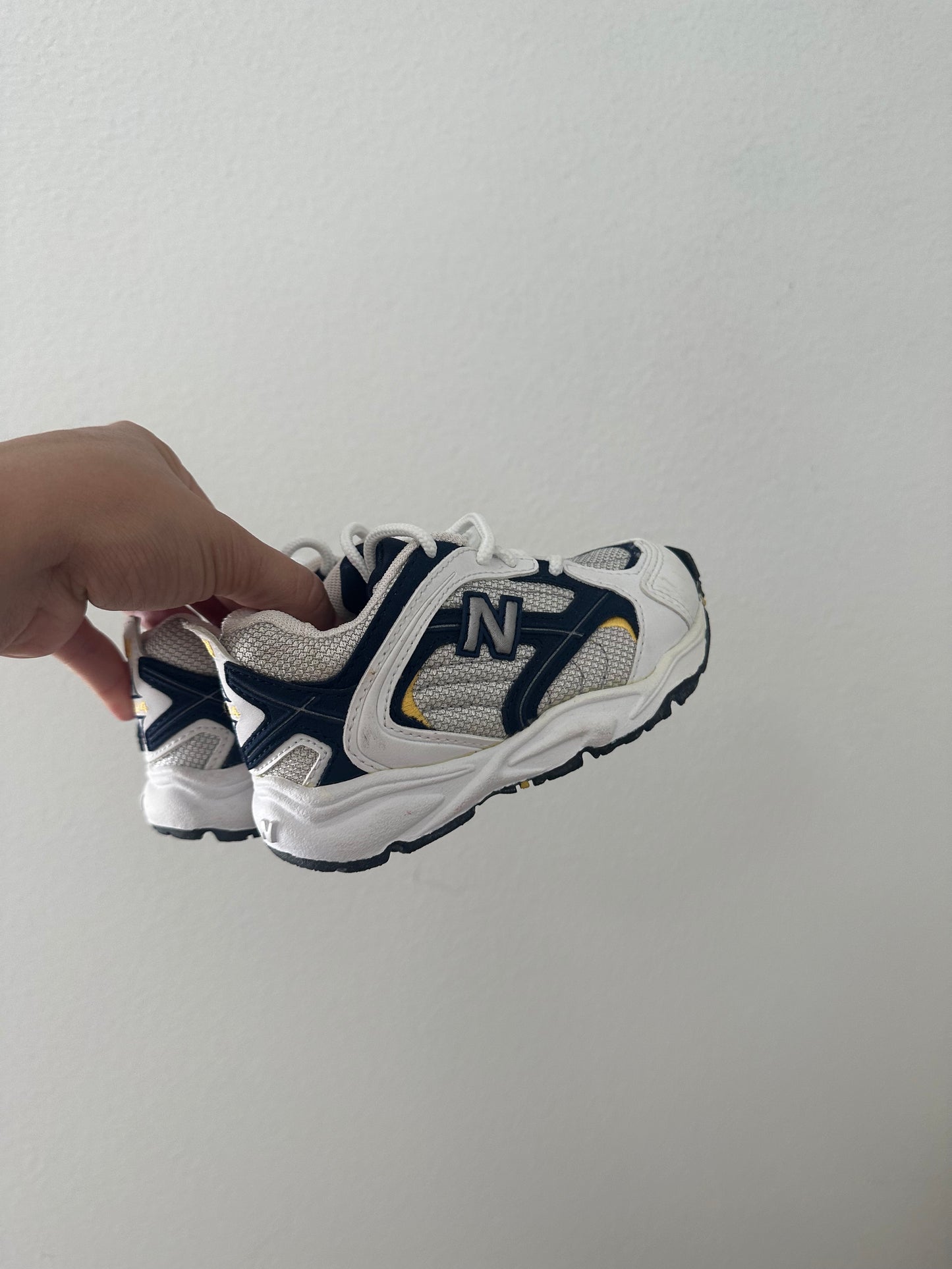 New balance chunky sneakers (size 9)