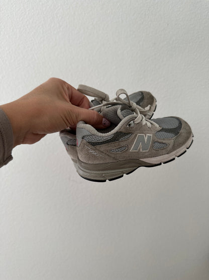 New balance shoes || 8