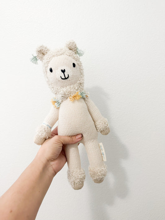 Cuddle + Kind Lucas the llama