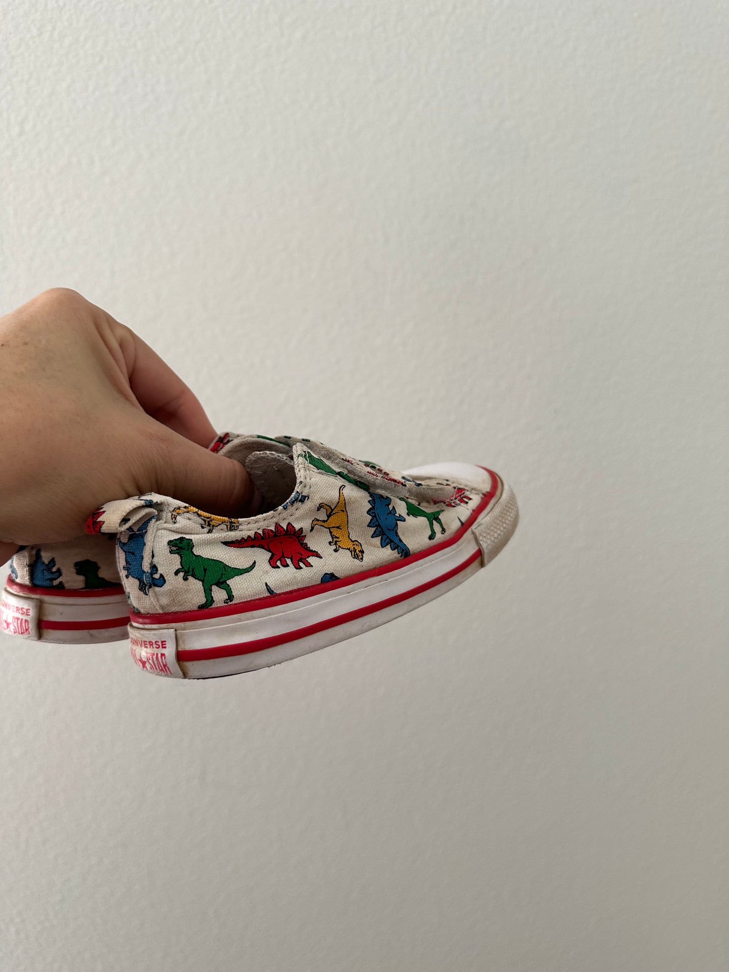 Converse dino Velcro shoes || 8C