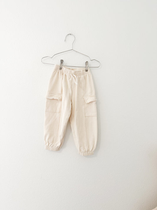 Zara white cargo pants || 2/3