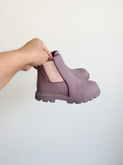 Native Kensington Treklite Bloom Boots (size 10c)