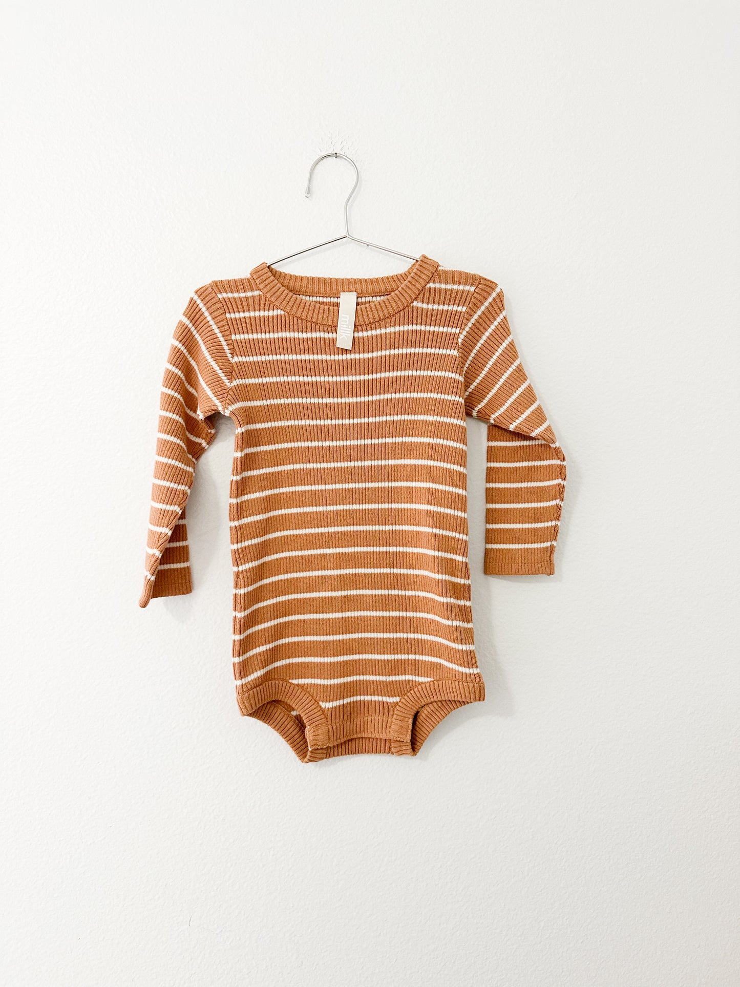 Millk ribbed bodysuit || 3T
