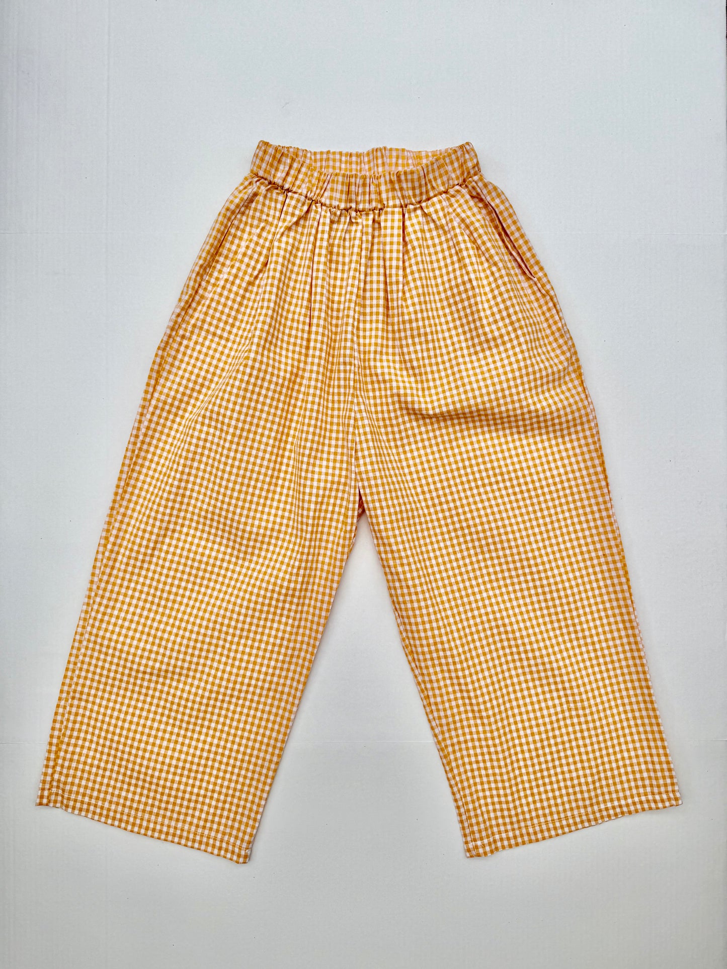 Fostered Collection || orange picnic pant size 9/10