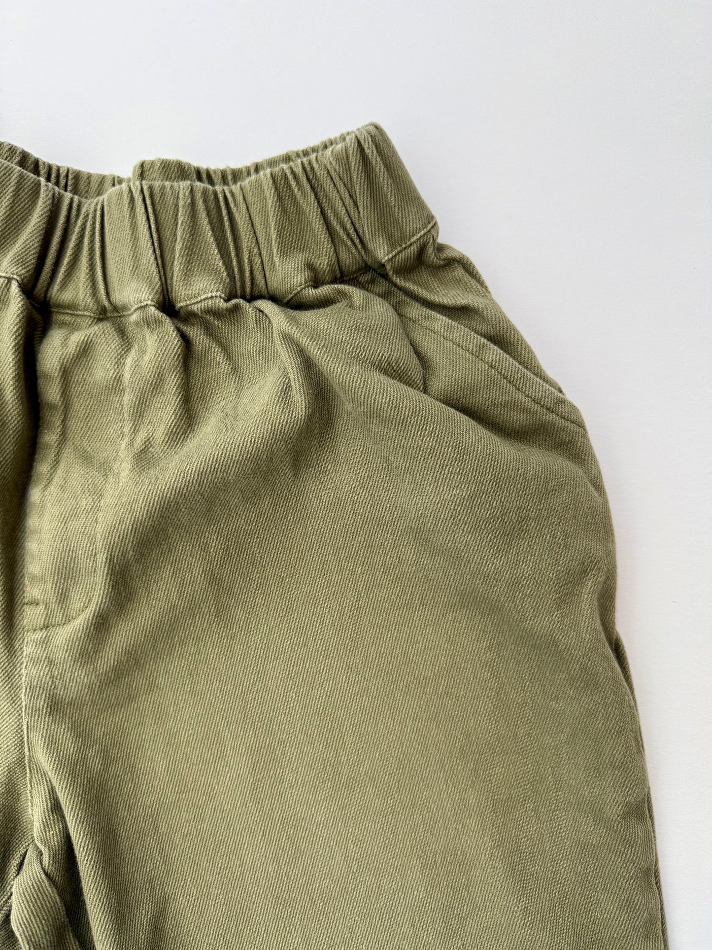 Fostered || olive twill pant || size 5