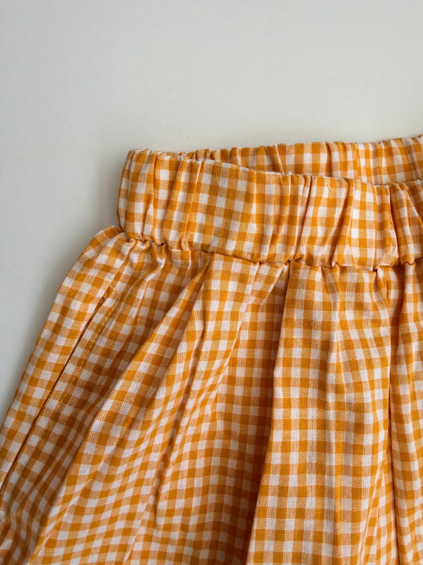 Fostered || orange gingham pant || size 6