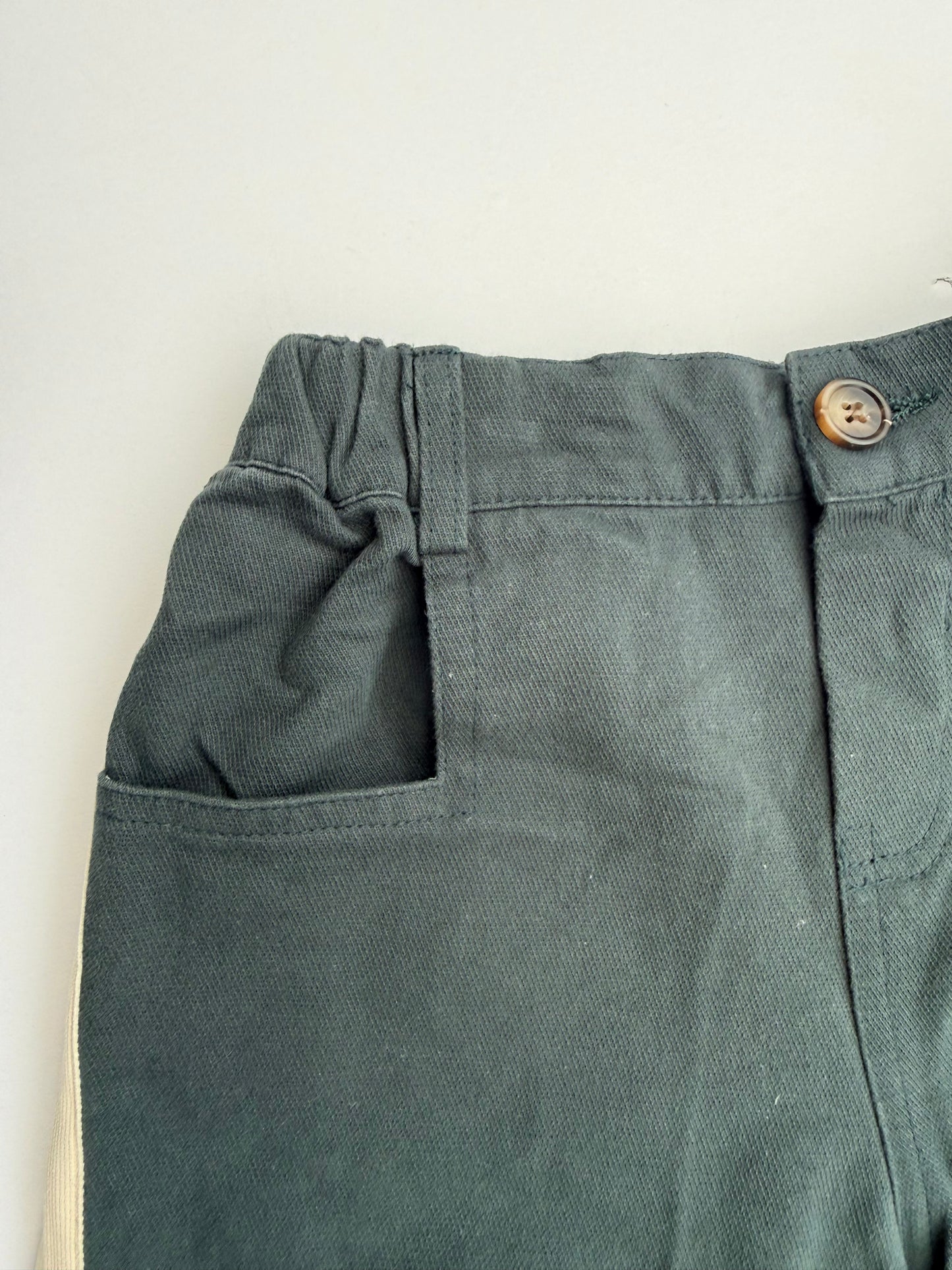 Fostered || side strip denim || size 3