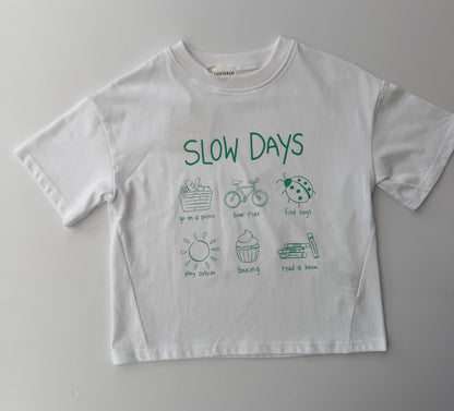 Fostered || slow days  white and green t || size 3
