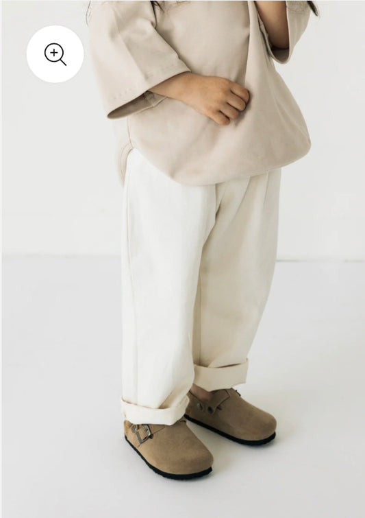 Fostered collection cream trousers  (2T)