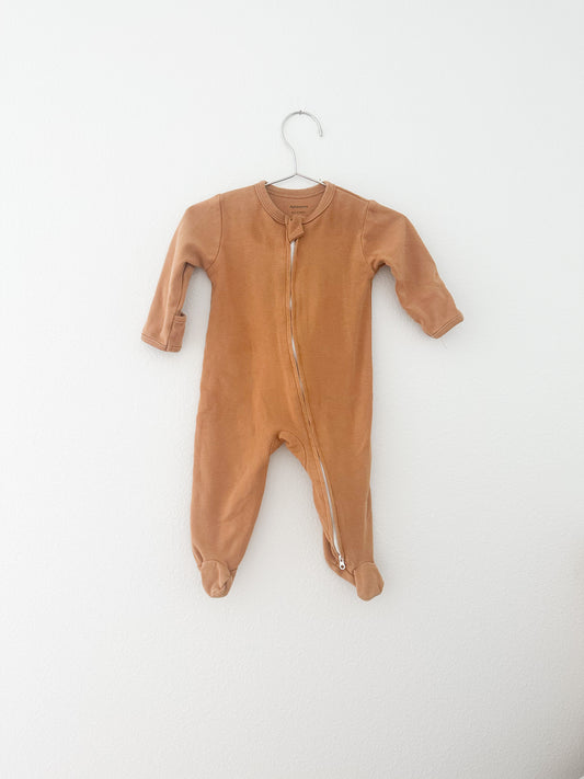 Double zipper footie  (6/9)