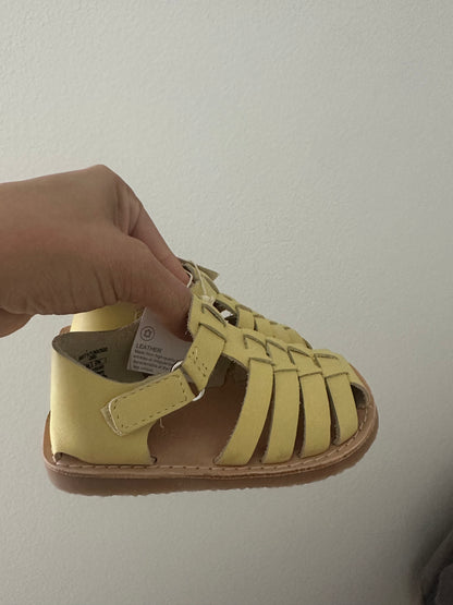 Zara leather fisherman sandals (size 6)