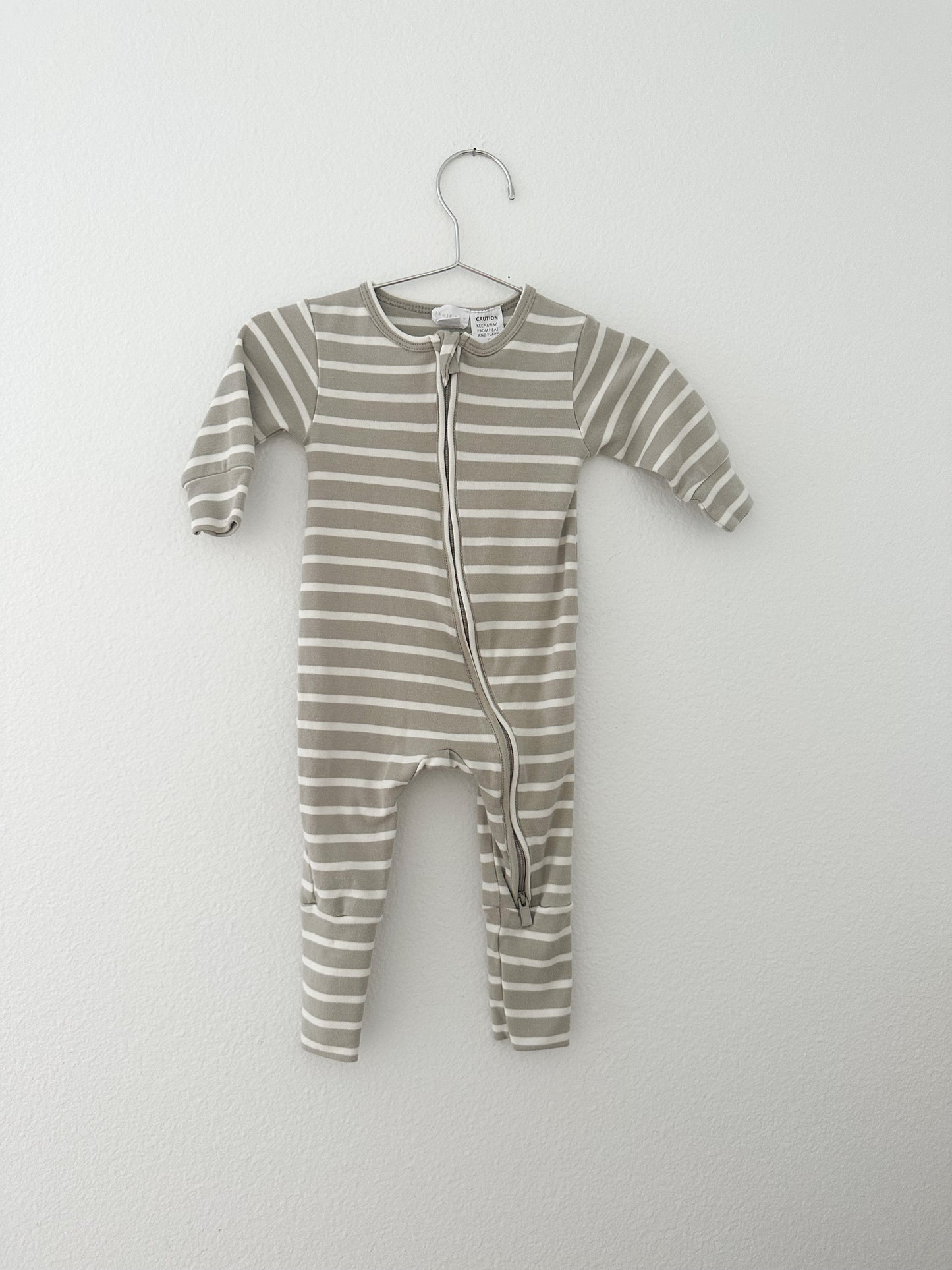 Jamie Kay striped sleeper (3/6)