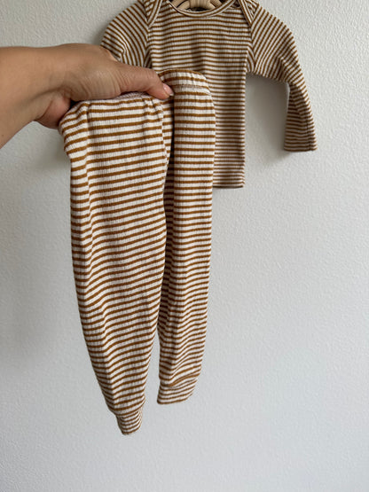 Quincy Mae ribbed set (6/12)