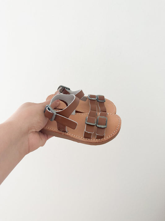 Freshly picked leather sandals (size 5)