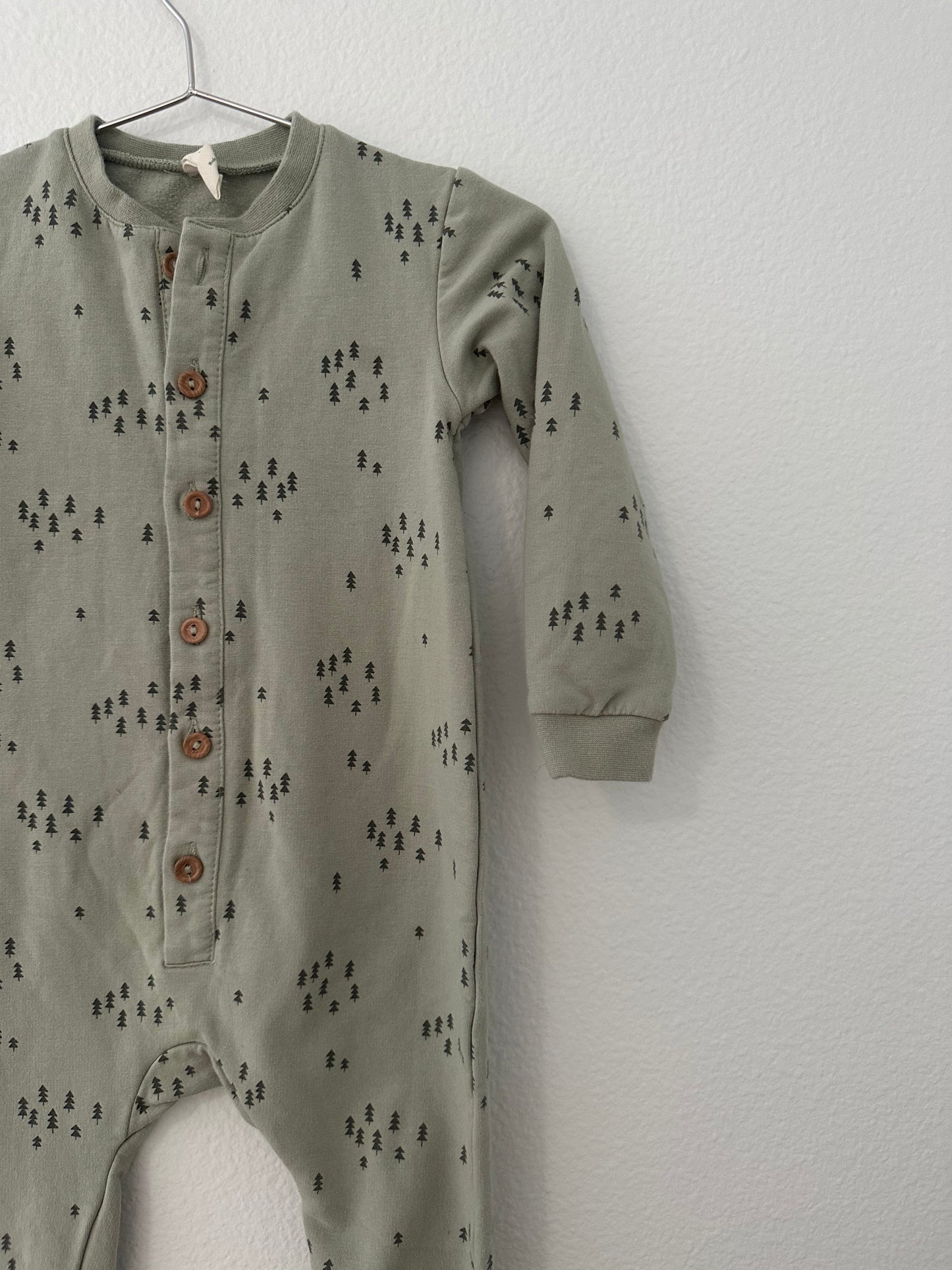 Q by Quincy Mae trees romper (2/3T)