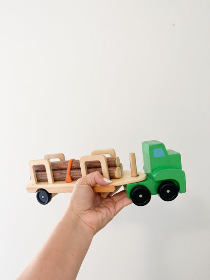 Melissa & Doug Log carrier